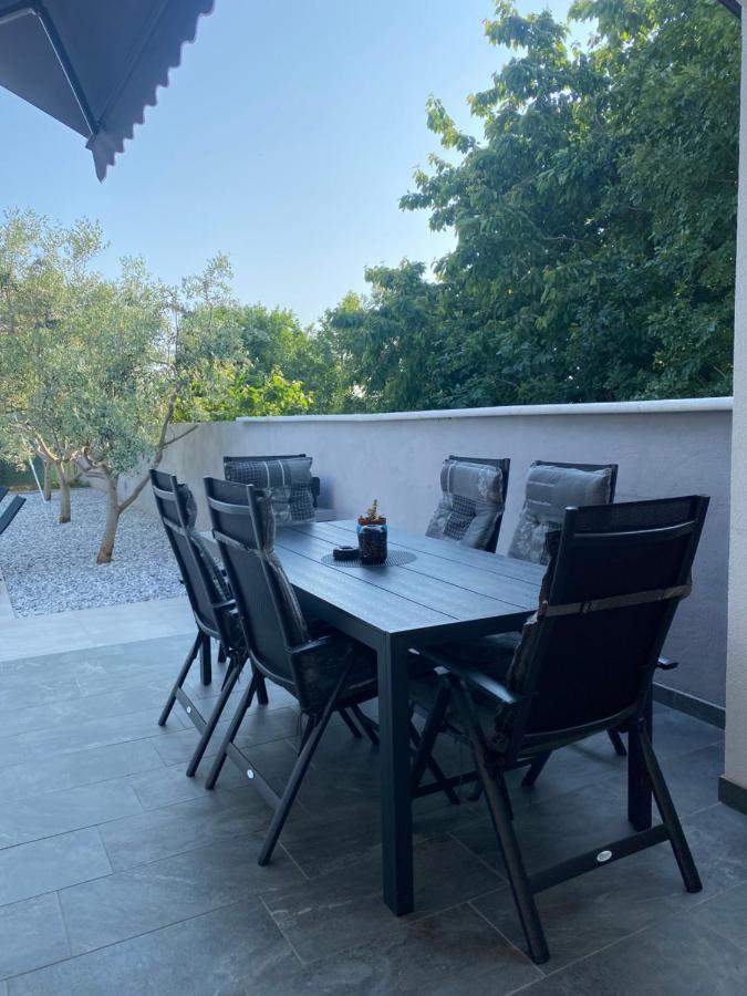 Kuca Za Odmor Lilly Βίλα Πούλα Εξωτερικό φωτογραφία