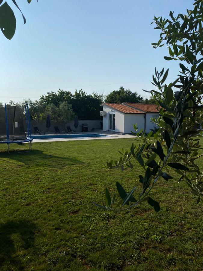 Kuca Za Odmor Lilly Βίλα Πούλα Εξωτερικό φωτογραφία